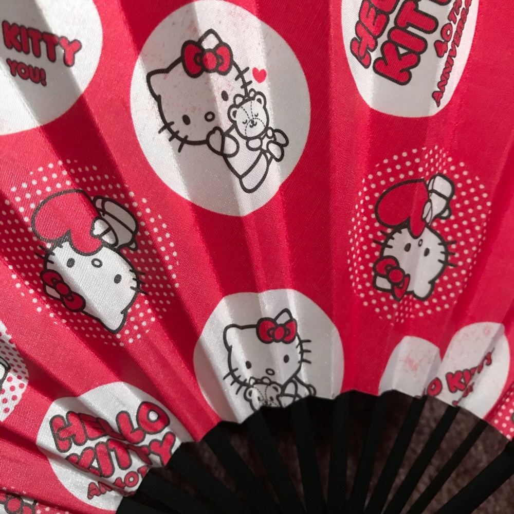 🎀Hello Kitty Fan - Picture 2 of 4